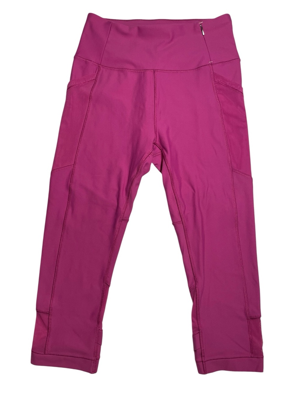 CALIA by Carrie Underwood Fuchsia capri leggings. Size M.